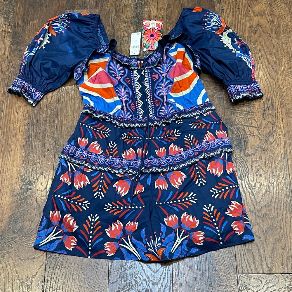 New FARM Rio x Anthropologie Puff Sleeve Ruffled Floral Romper xxs runs big